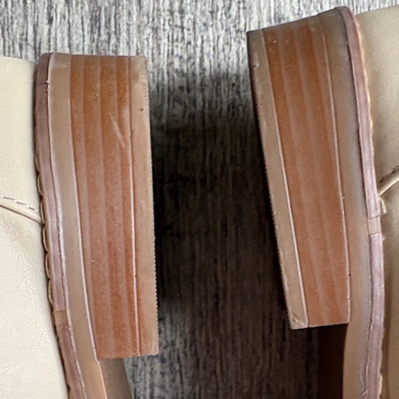 Jones New York Cream Leather Bit Loafers - Picture 7 of 10